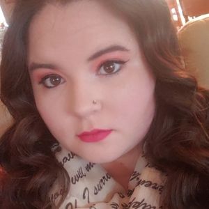 Meet your Posher, Breanna